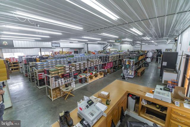 113 BLACK HORSE RD, Paradise, PA 17562