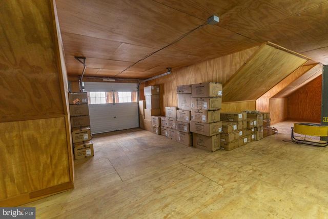 113 BLACK HORSE RD, Paradise, PA 17562