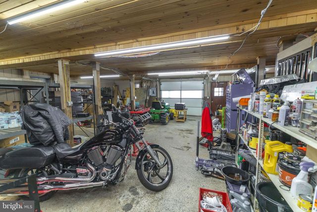 113 BLACK HORSE RD, Paradise, PA 17562