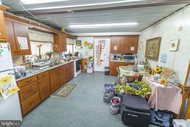 113 BLACK HORSE RD, Paradise, PA 17562