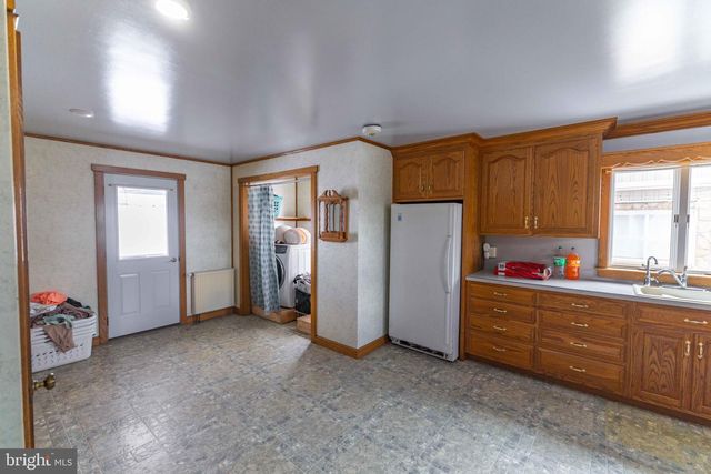 113 BLACK HORSE RD, Paradise, PA 17562