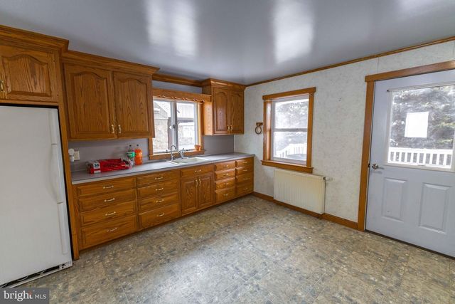 113 BLACK HORSE RD, Paradise, PA 17562
