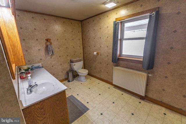 113 BLACK HORSE RD, Paradise, PA 17562