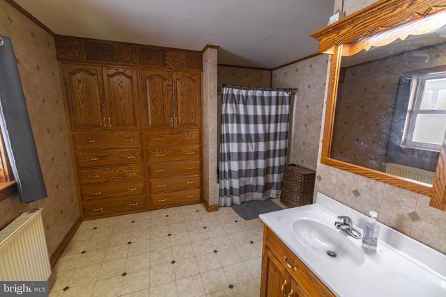 113 BLACK HORSE RD, Paradise, PA 17562