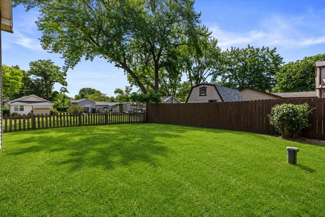 23811 126th STREET, Trevor, WI 53179