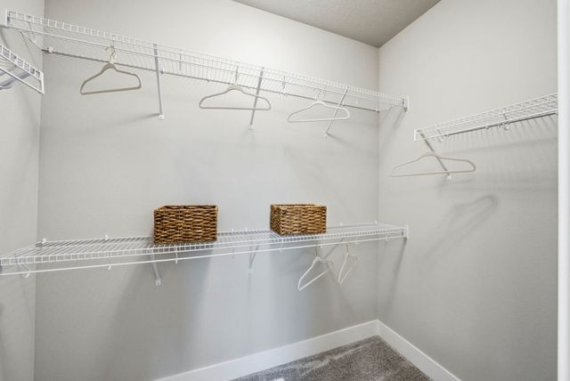 5604 Leyden Avenue, Des Moines, IA 50317