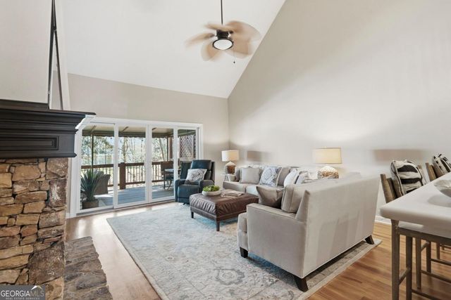 1073 Wharfside Court, Greensboro, GA 30642