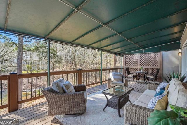 1073 Wharfside Court, Greensboro, GA 30642