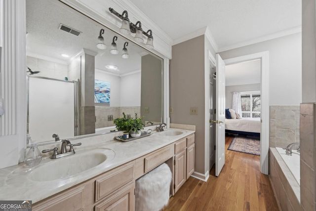 1073 Wharfside Court, Greensboro, GA 30642