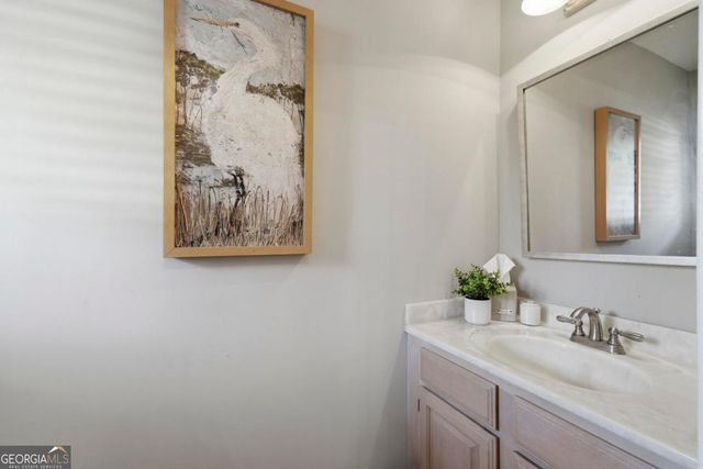 1073 Wharfside Court, Greensboro, GA 30642