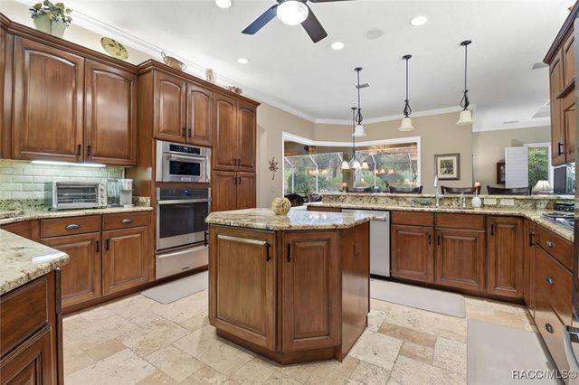 2723 N Crosswater Path, Lecanto, FL 34461