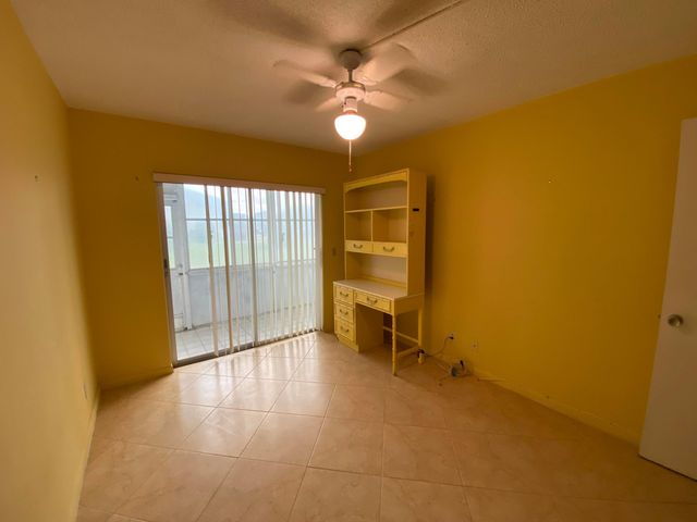 95 CAMBRIDGE E 95, West Palm Beach, FL 33417