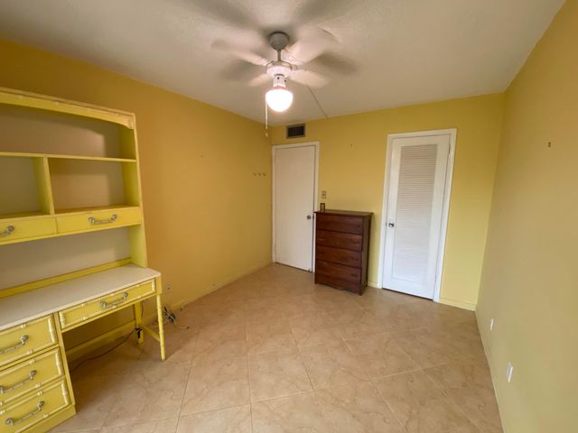 95 CAMBRIDGE E 95, West Palm Beach, FL 33417