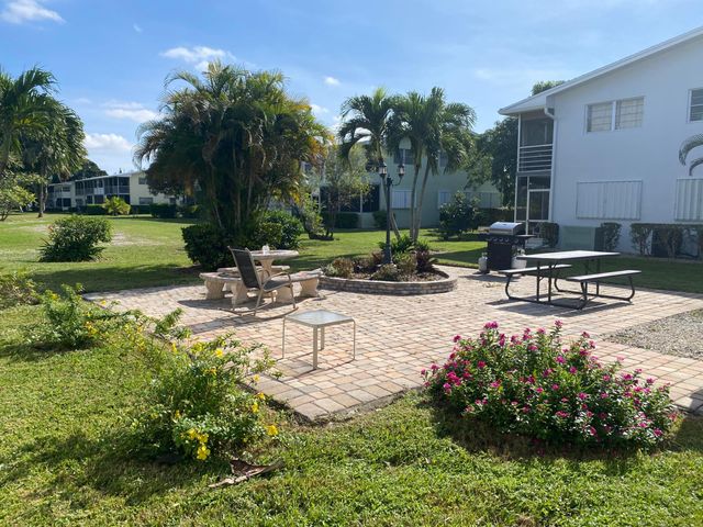 95 CAMBRIDGE E 95, West Palm Beach, FL 33417