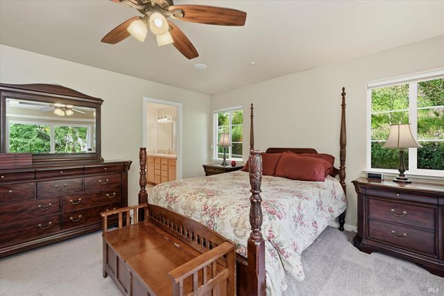 321 Portofino Way, Cloverdale, CA 95425