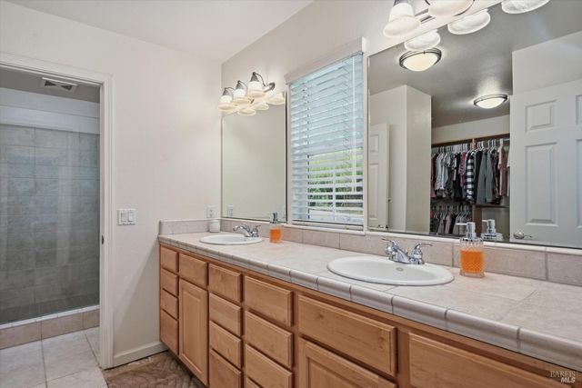 321 Portofino Way, Cloverdale, CA 95425