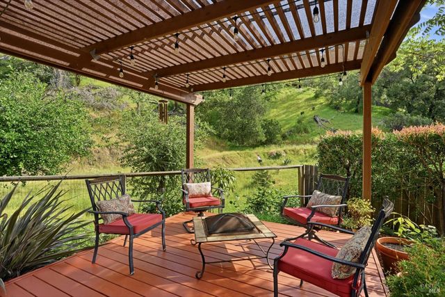 321 Portofino Way, Cloverdale, CA 95425