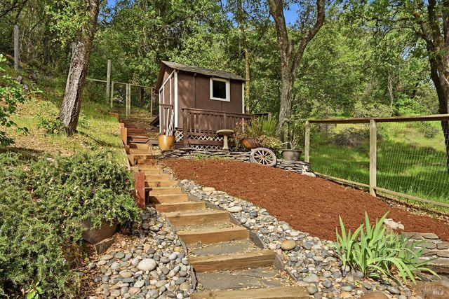 321 Portofino Way, Cloverdale, CA 95425