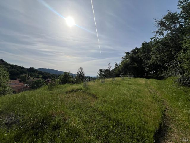 321 Portofino Way, Cloverdale, CA 95425