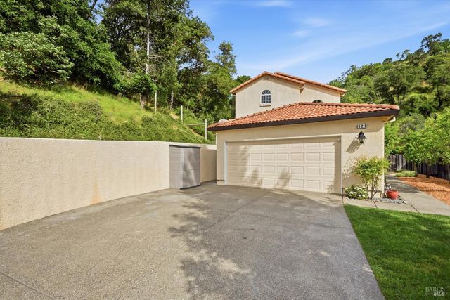 321 Portofino Way, Cloverdale, CA 95425