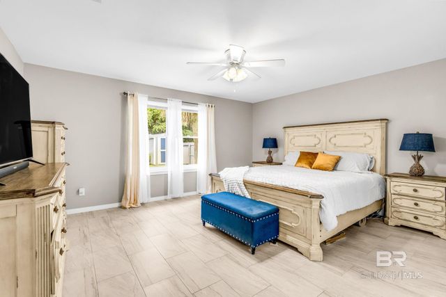 1542 Sandcliff Drive, Pensacola, FL 32507