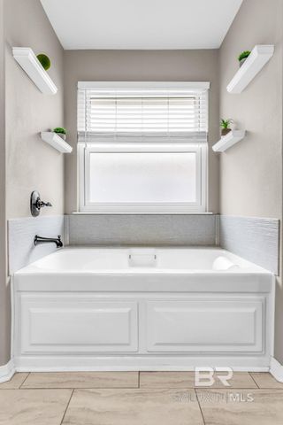 1542 Sandcliff Drive, Pensacola, FL 32507