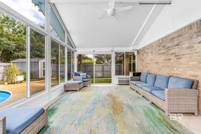 1542 Sandcliff Drive, Pensacola, FL 32507