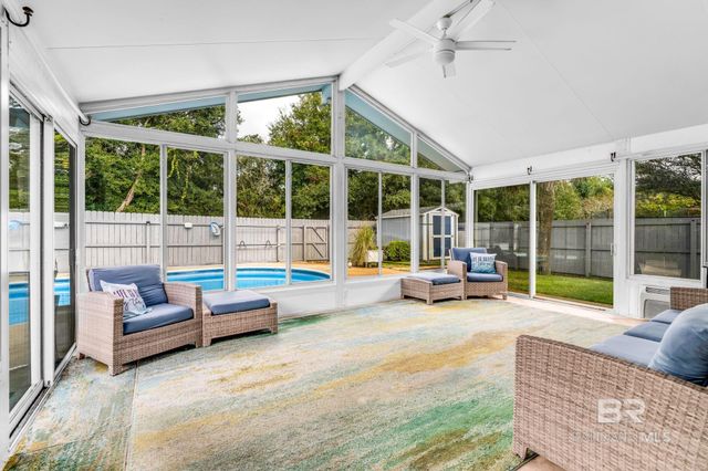 1542 Sandcliff Drive, Pensacola, FL 32507