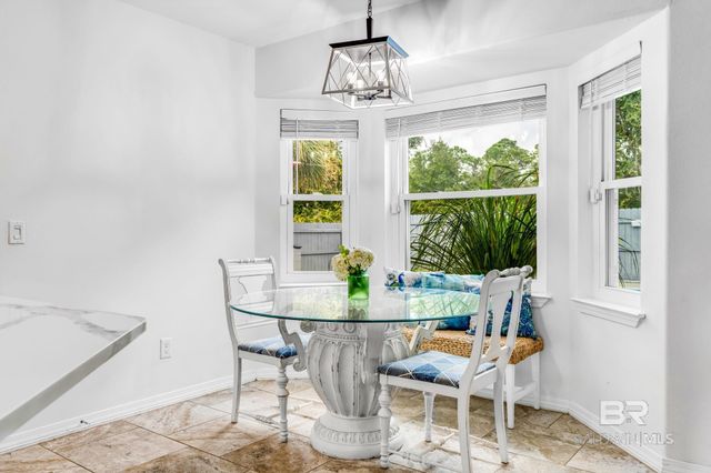 1542 Sandcliff Drive, Pensacola, FL 32507