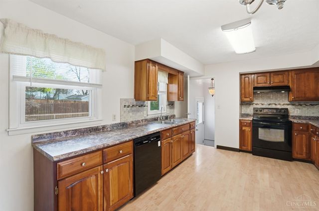 202 Sands Avenue, Monroe, OH 45050