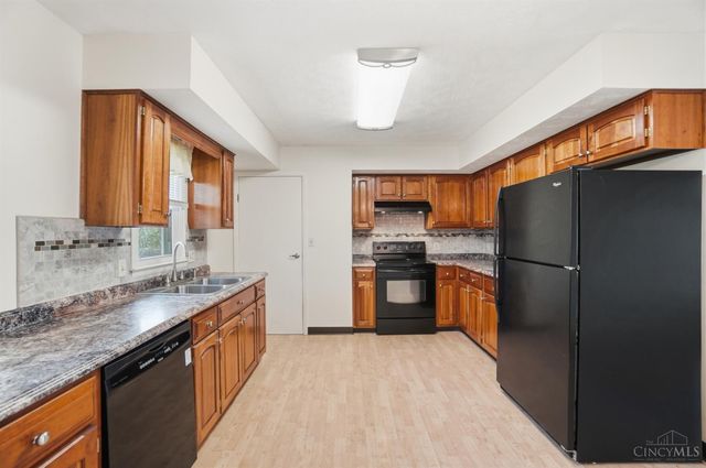 202 Sands Avenue, Monroe, OH 45050