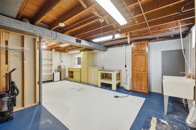 202 Sands Avenue, Monroe, OH 45050