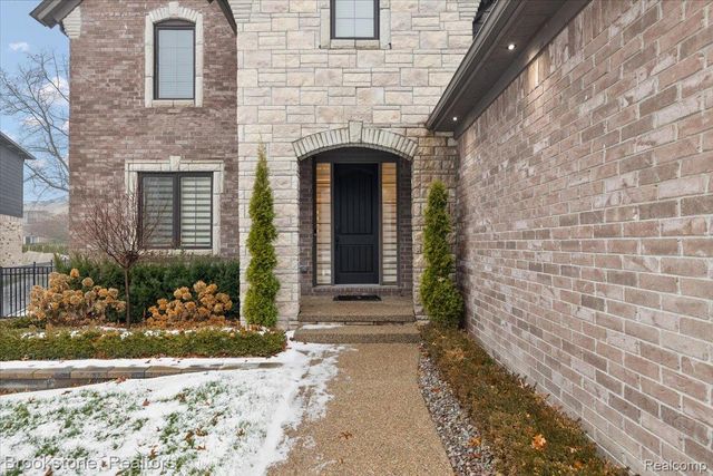 54085 Deadwood Lane, Shelby Charter Township, MI 48316