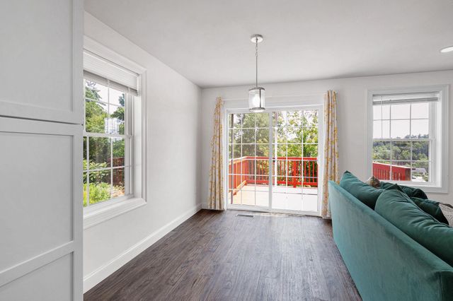 42A Terraceview Drive, Hudson, NH 03051