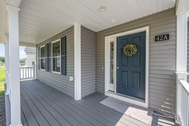 42A Terraceview Drive, Hudson, NH 03051
