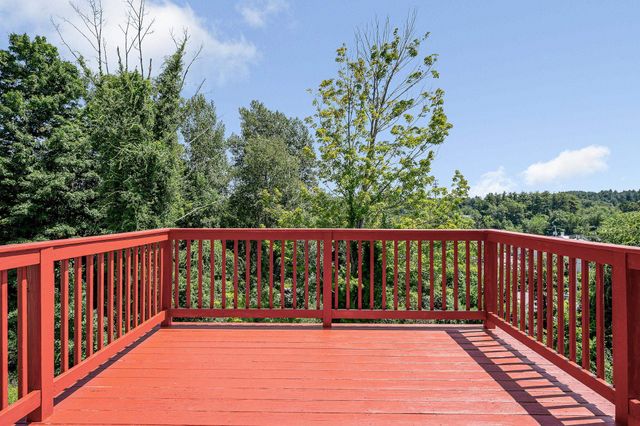 42A Terraceview Drive, Hudson, NH 03051