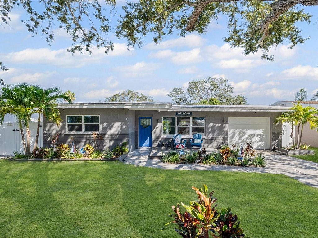 8345 41ST AVENUE N, St Petersburg, FL 33709