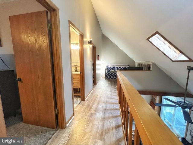 32 BEAR LN, Jim Thorpe, PA 18229