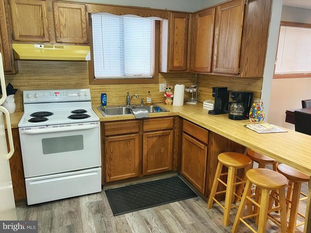 32 BEAR LN, Jim Thorpe, PA 18229