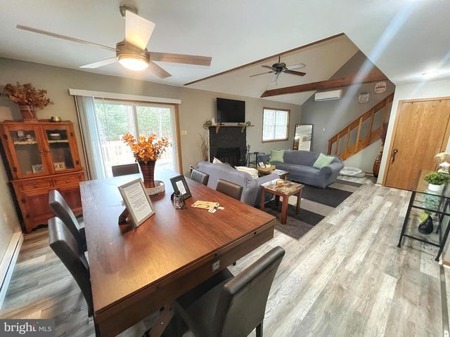 32 BEAR LN, Jim Thorpe, PA 18229