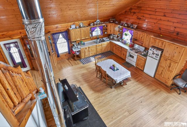 62352 710 Trail, Pawnee City, NE 68420