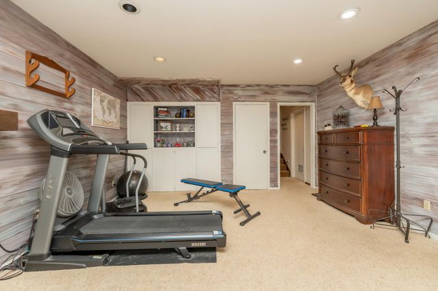 24150 E Cedar Lake Drive, New Prague, MN 56071