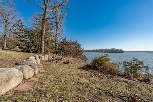 24150 E Cedar Lake Drive, New Prague, MN 56071