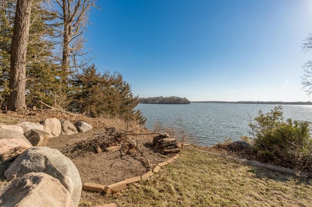 24150 E Cedar Lake Drive, New Prague, MN 56071