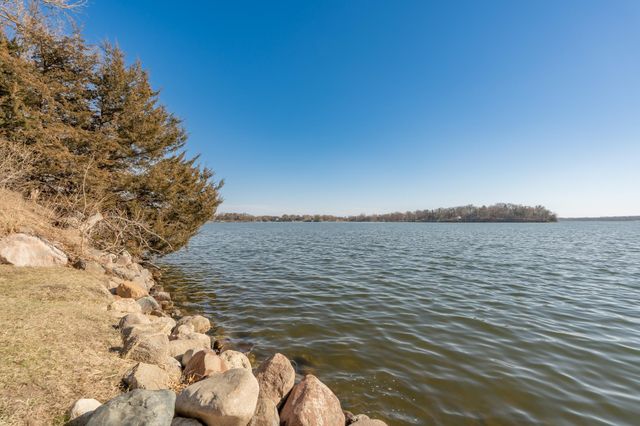 24150 E Cedar Lake Drive, New Prague, MN 56071