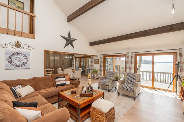 24150 E Cedar Lake Drive, New Prague, MN 56071