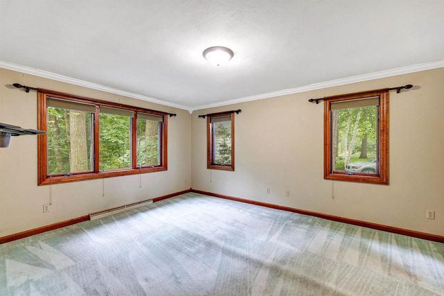 2208 GMEINER ROAD, Appleton, WI 54915