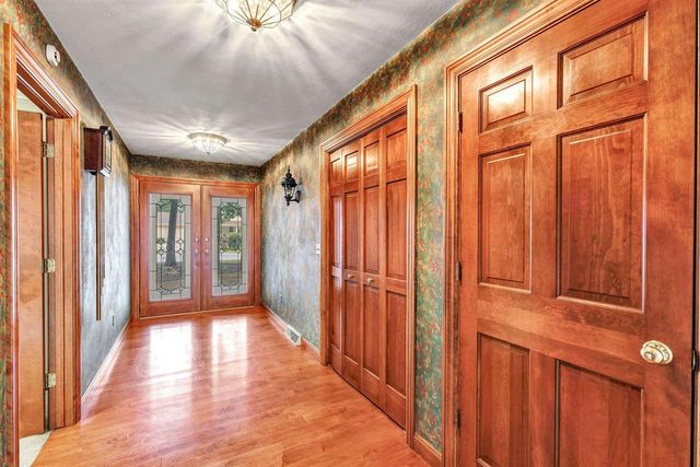 2208 GMEINER ROAD, Appleton, WI 54915
