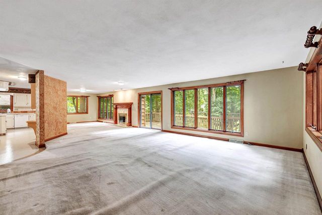 2208 GMEINER ROAD, Appleton, WI 54915