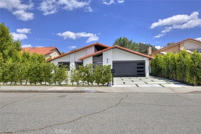 9450 Tampa, Northridge, CA 91324